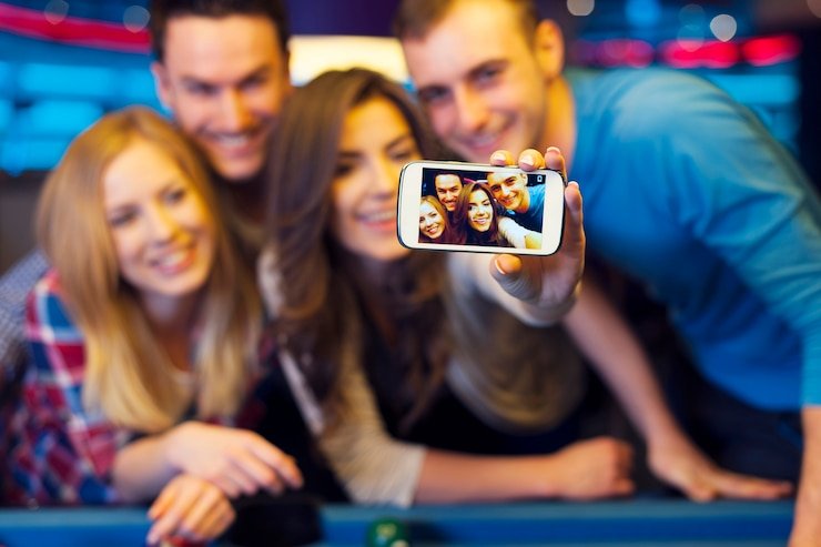 mame 32 Live Casino
